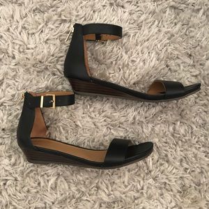 Kenneth Cole Reaction Black Shoes